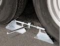 TIRE CHOCK LOCKING STANDARD